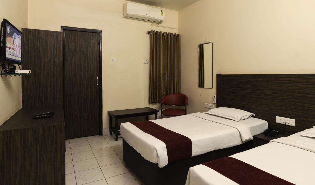 Sunshine Hotel Raigarh Exterior photo